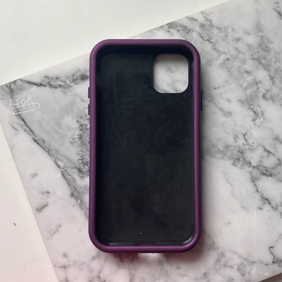 iphone 11 case - Picture 2 of 3